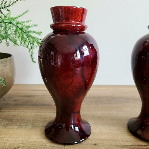 Set of 2 marble dark red burgundy color candleholders. Made in Italy. - Picture 2 of 9